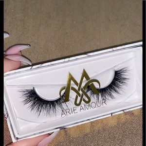 Lashes